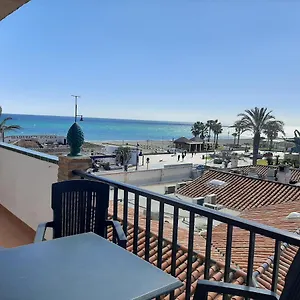 apartamento-jazmin-playamar-1-linea-de-playa.es-andalucia.com/